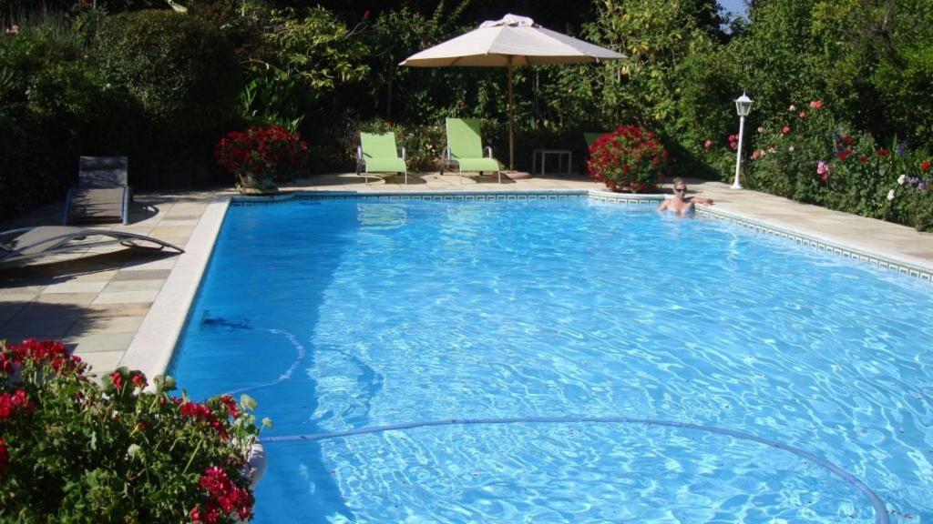 Alba House Guest House Парл Екстериор снимка